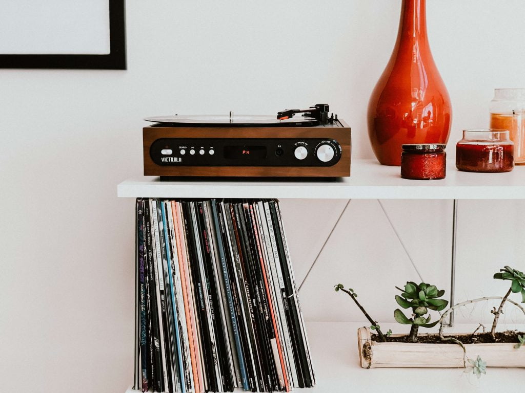 Victorla record player