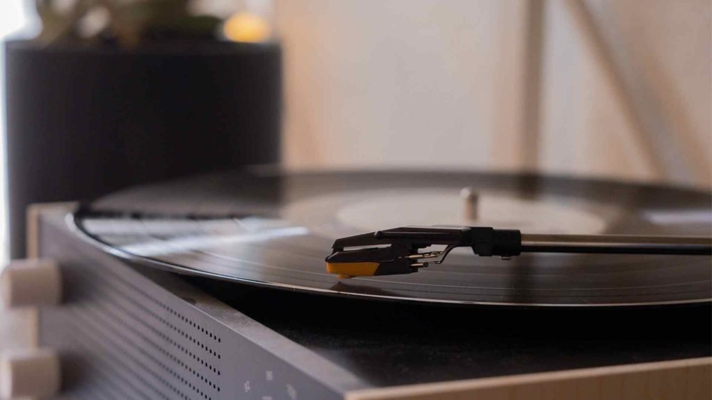 Close up of record player 